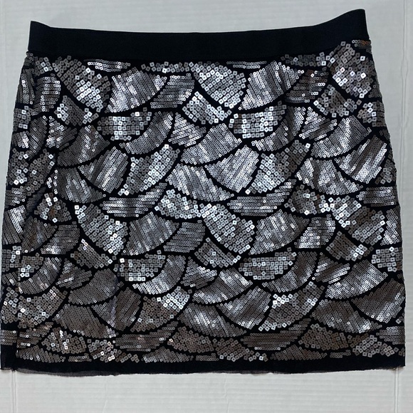 CHELSEA AND VIOLET MERMAID SEQUENCE MINI SKIRT - Picture 3 of 3